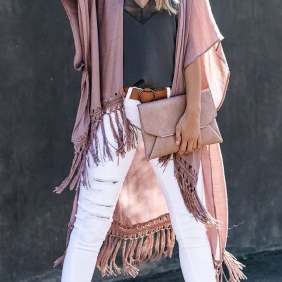 Tassel Me Softly Kimono - Picture 2 of 5
